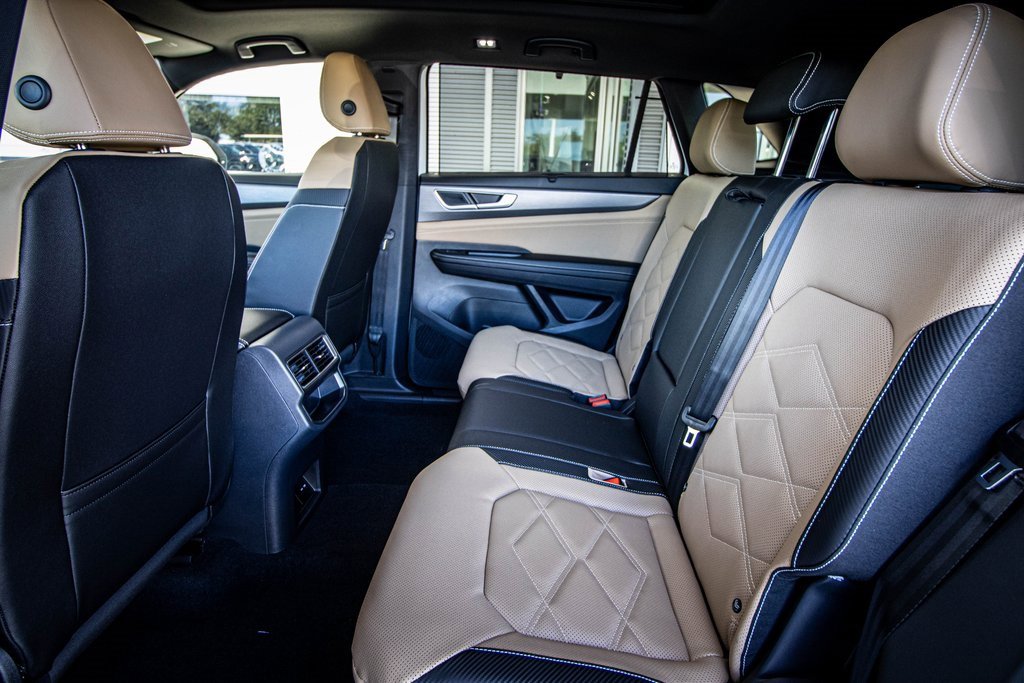 New 2026 Volkswagen Atlas Cross Sport SE image 45