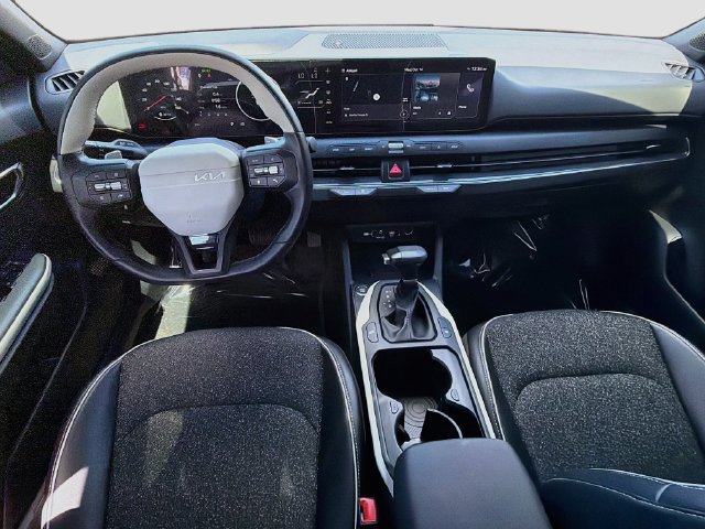 Used 2025 Kia K4 GT-Line w/ GT-Line Sunroof Package FWD image 16