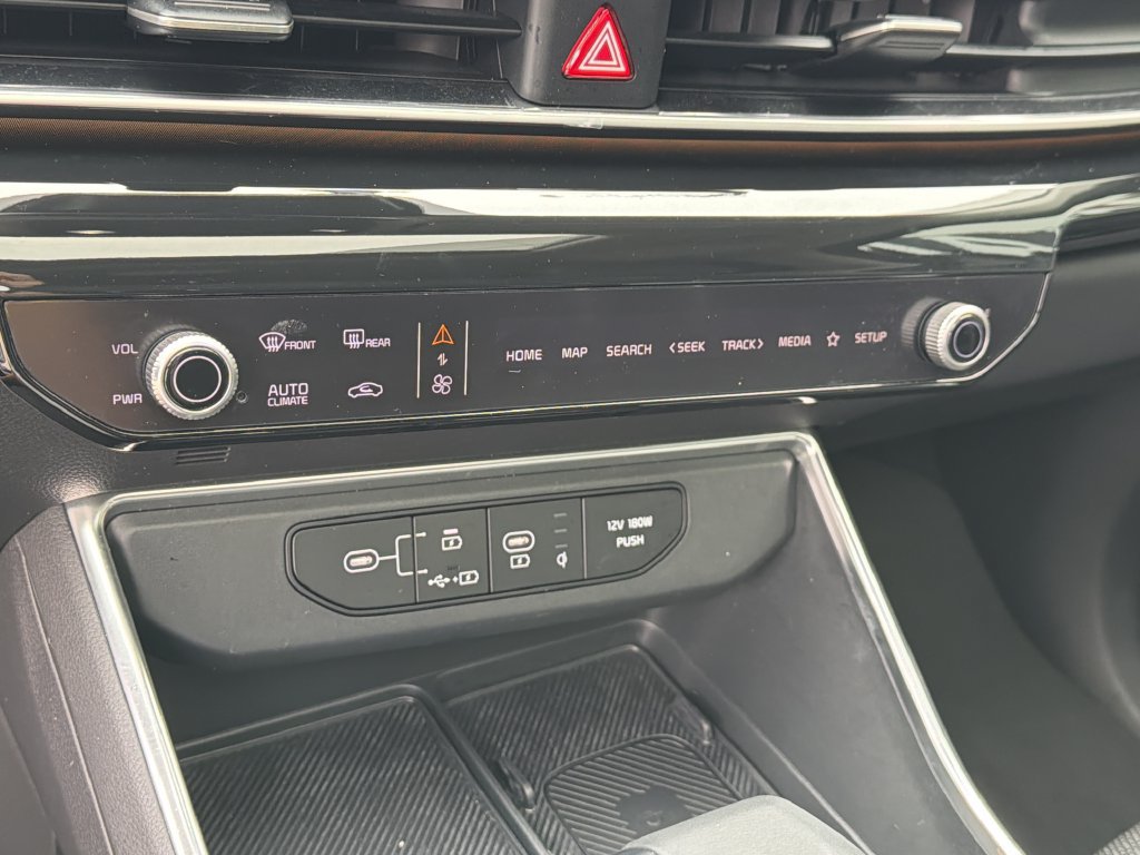 Used 2025 Kia Carnival SX Prestige FWD image 29