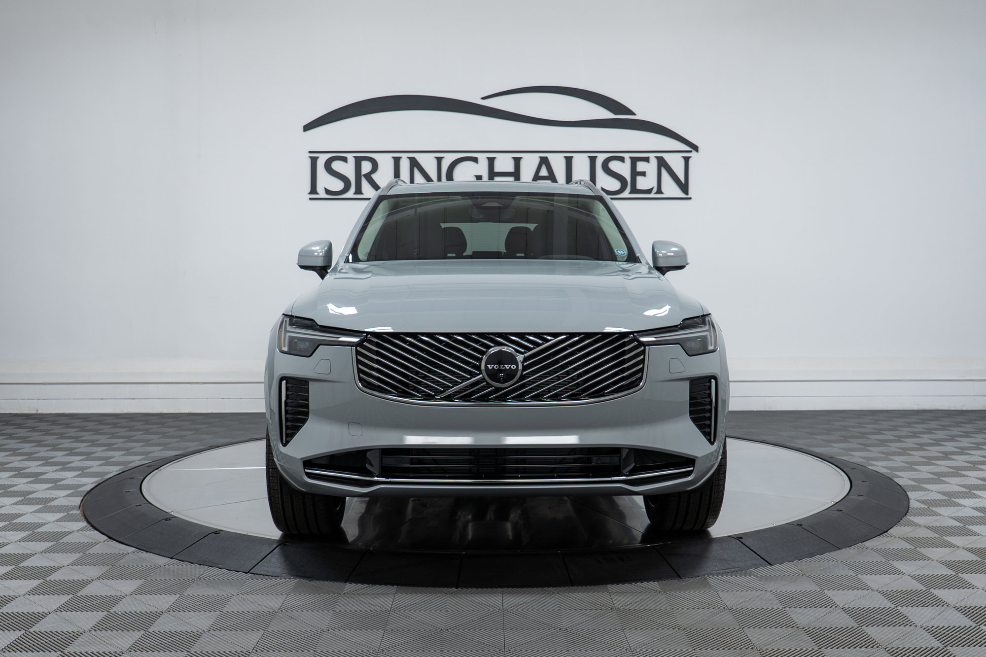 New 2026 Volvo XC90 B6 Plus w/ Protection Package Premier image 2