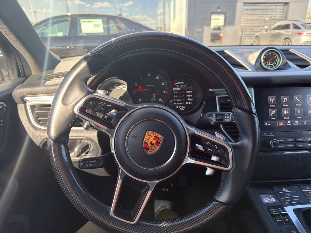 Used 2018 Porsche Macan image 3