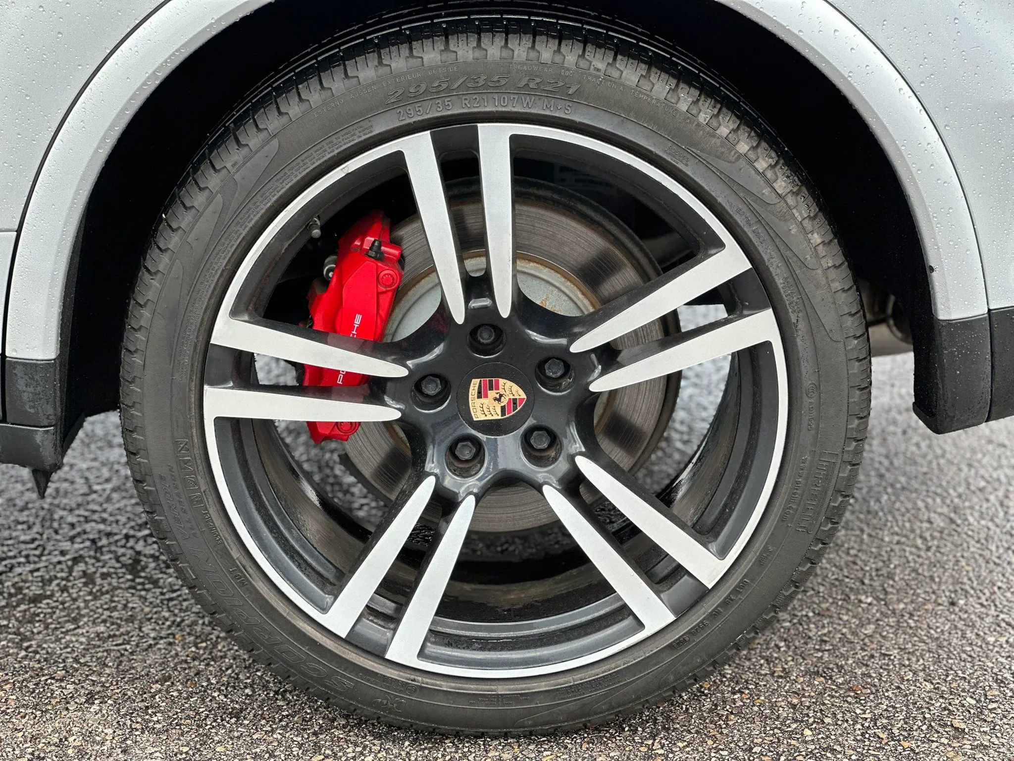 Used 2014 Porsche Cayenne Turbo S AWD/4WD image 28