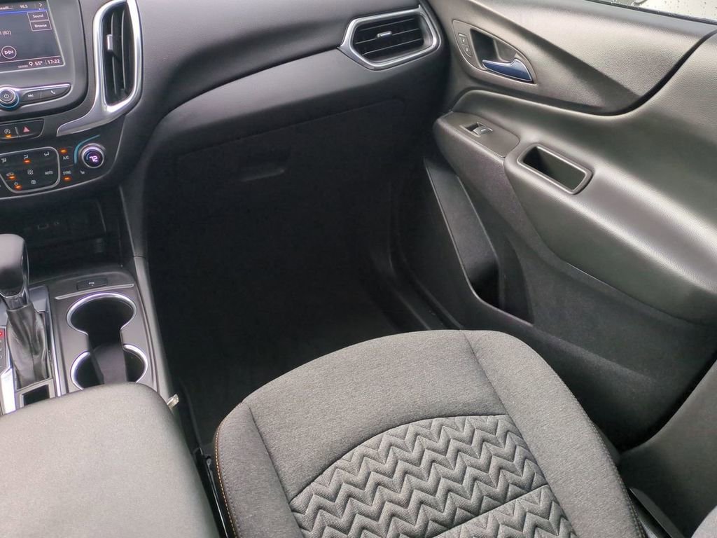 Used 2022 Chevrolet Equinox LT image 16