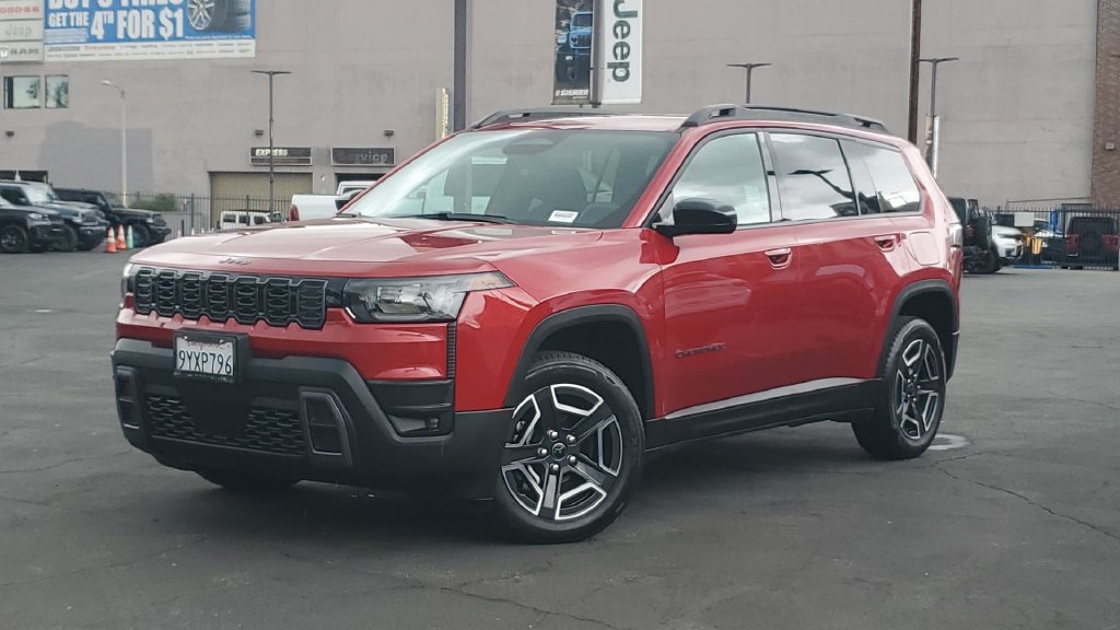 Used 2026 Jeep Cherokee Laredo AWD/4WD image 34