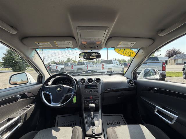 Used 2013 Chevrolet Captiva Sport LT FWD image 6