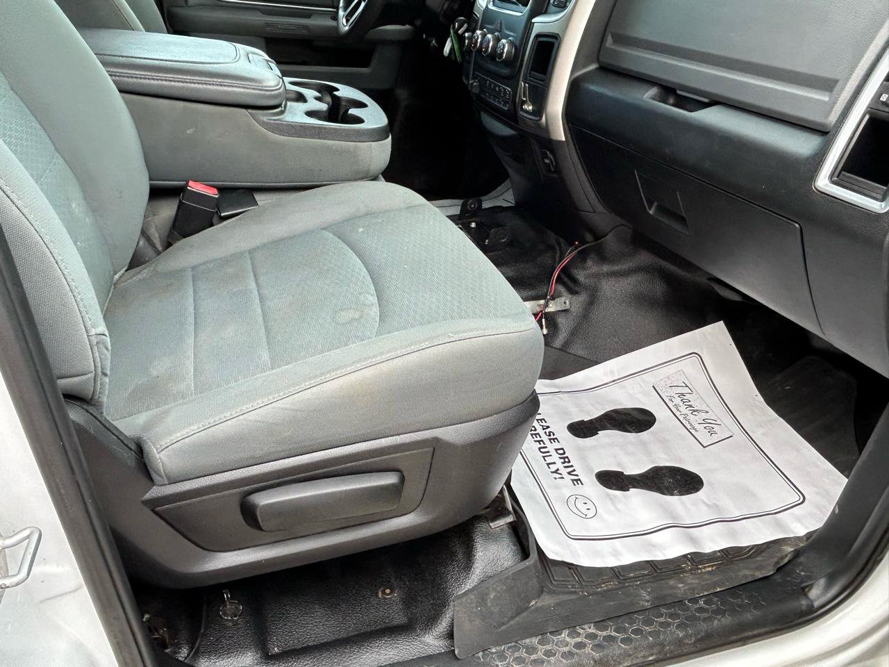 Used 2018 RAM 2500 SLT AWD/4WD image 12