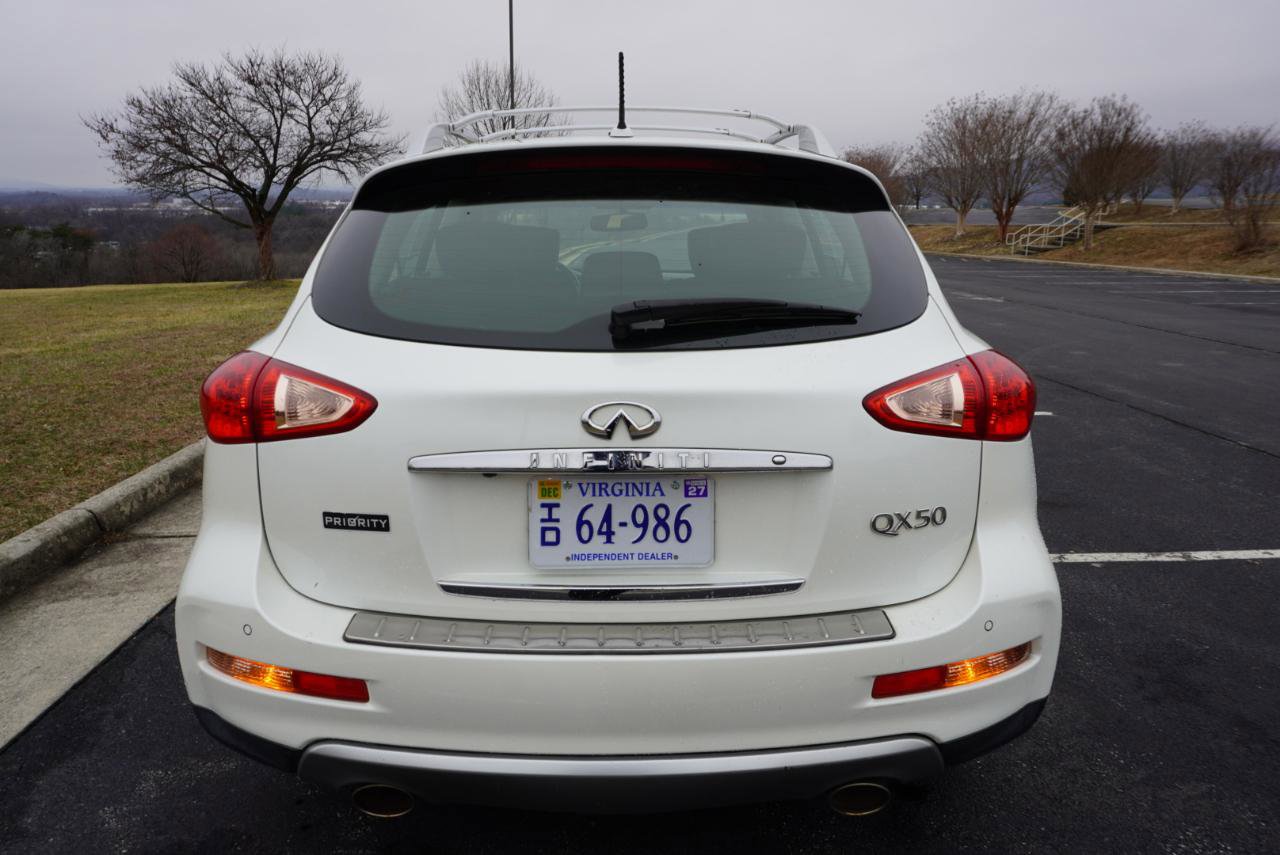 Used 2017 INFINITI QX50 AWD w/ Technology Package image 14