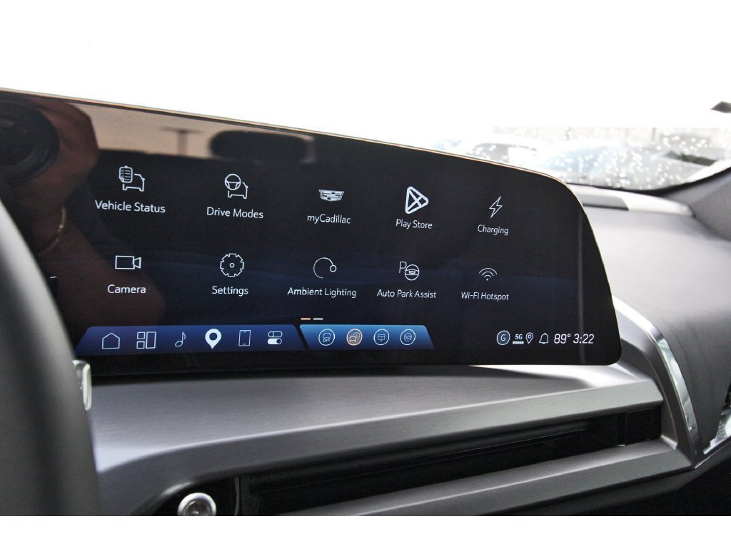 New 2027 Cadillac Vistiq Luxury AWD/4WD image 17