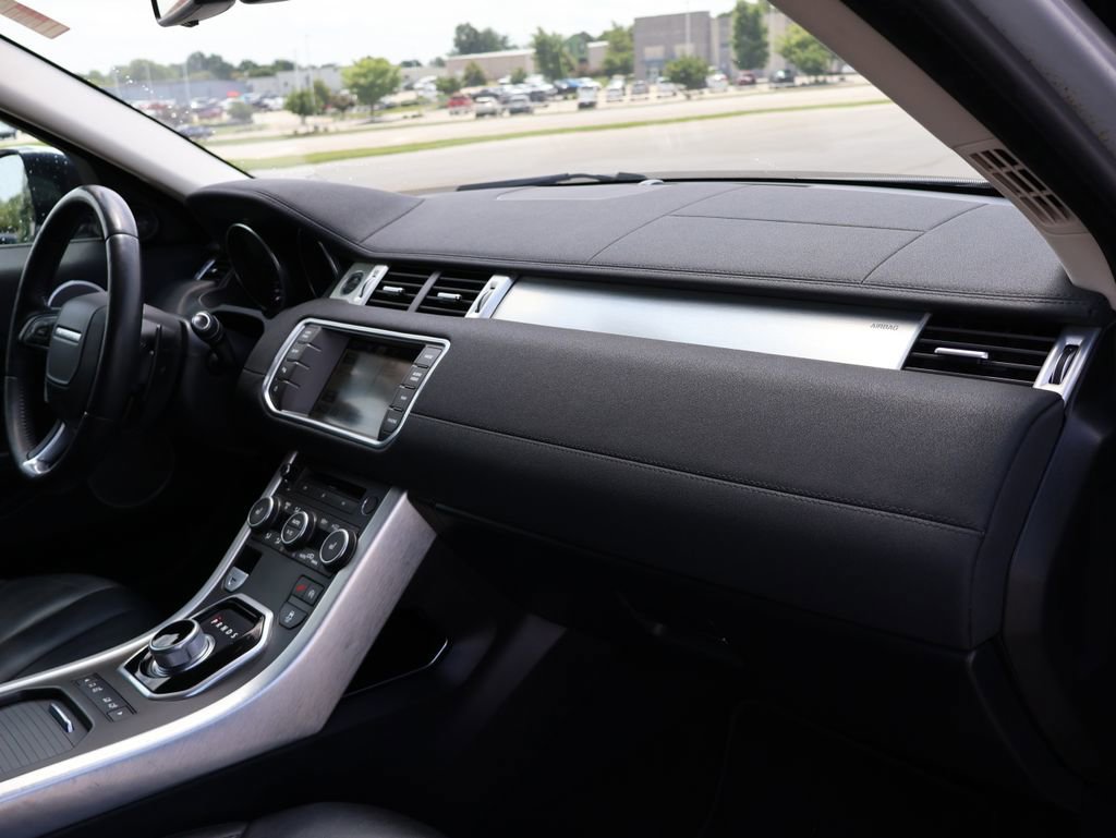 Used 2015 Land Rover Range Rover Evoque Pure Premium AWD/4WD image 10