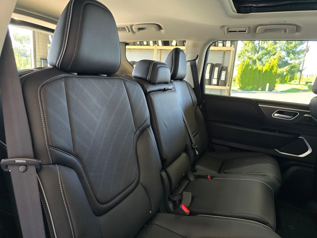 New 2026 INFINITI QX80 Luxe w/ Cargo Package AWD/4WD image 28