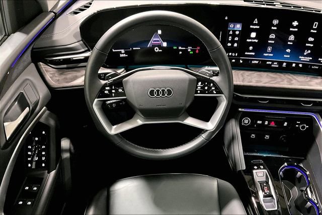 Used 2025 Audi Q5 Premium w/ Convenience Package AWD/4WD image 5