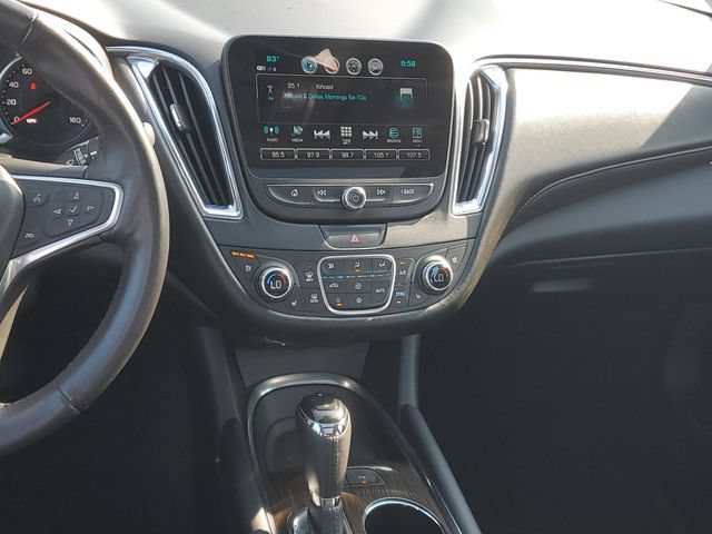 Used 2018 Chevrolet Malibu Premier w/ Premier Sport Package FWD image 13