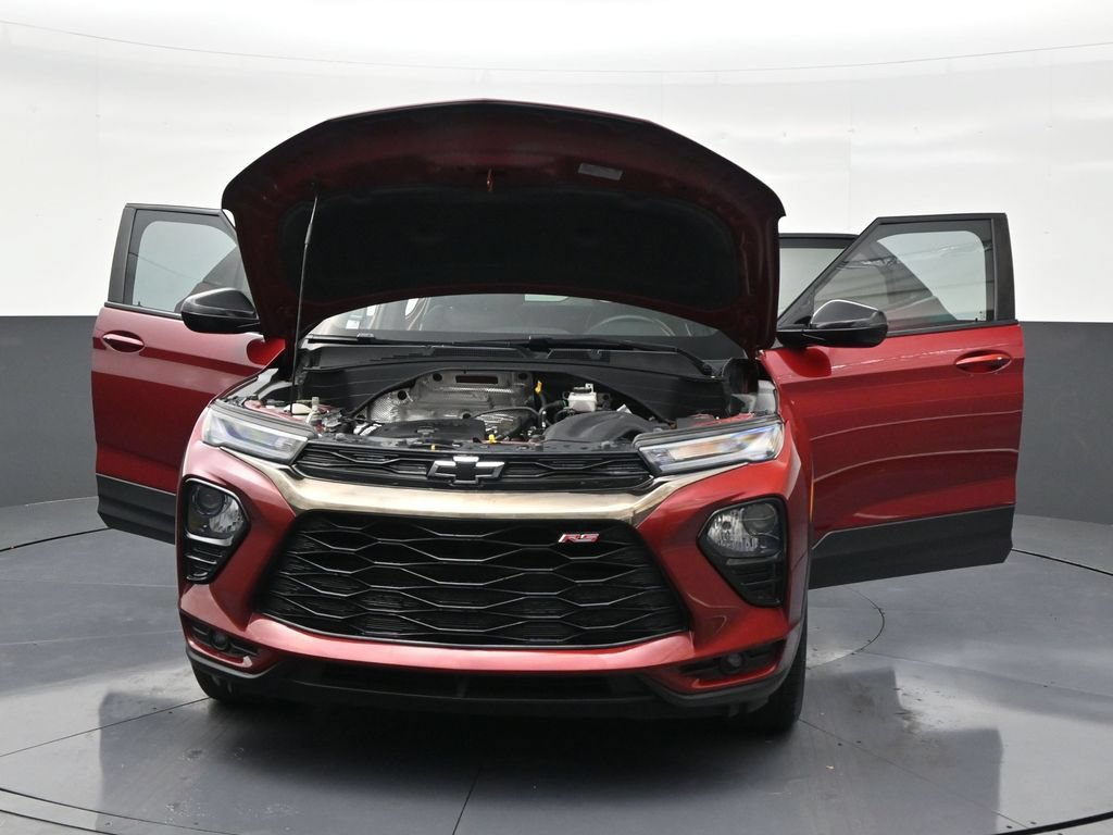 Used 2022 Chevrolet TrailBlazer RS w/ Technology Package FWD image 32