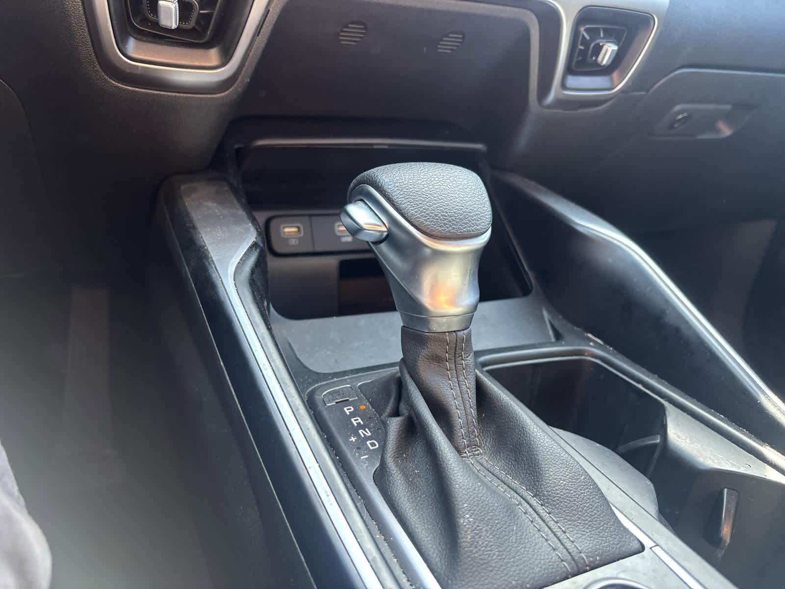 Used 2023 Kia Sorento LX image 11