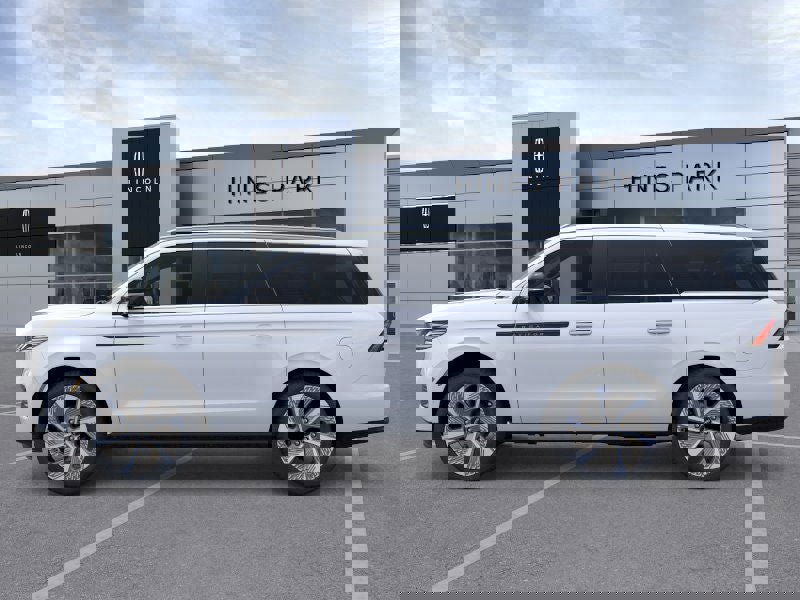 New 2025 Lincoln Navigator L Black Label image 3