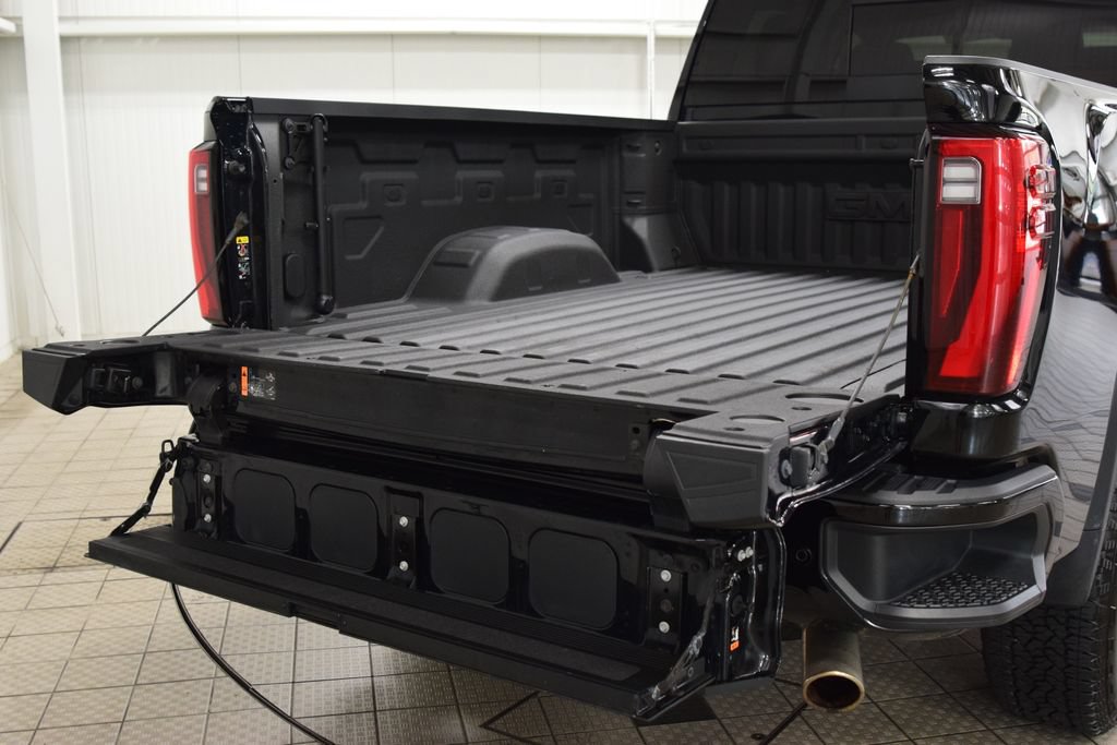 Used 2025 GMC Sierra 2500 Denali w/ Snow Plow Prep/Camper Package AWD/4WD image 28