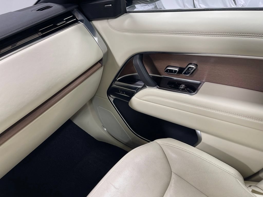 Used 2023 Land Rover Range Rover SE AWD/4WD image 27