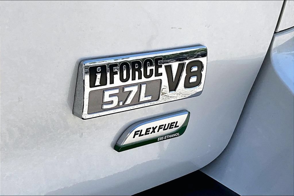 Used 2016 Toyota Sequoia Platinum AWD/4WD image 7