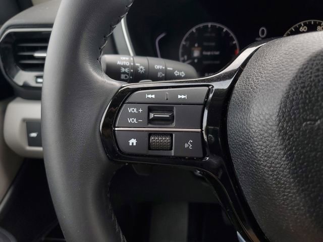 Used 2023 Honda Pilot Touring image 25