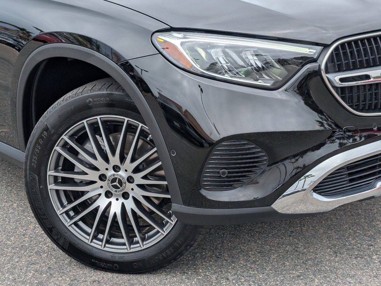 Used 2024 Mercedes-Benz GLC 300 image 10