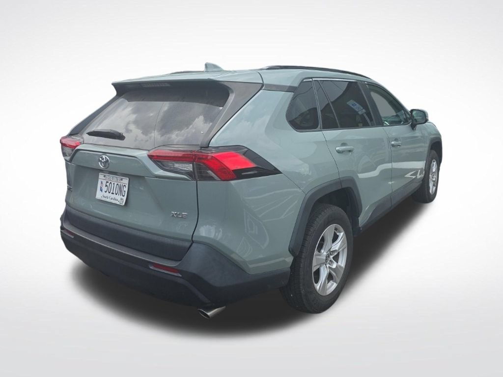 Used 2021 Toyota RAV4 XLE FWD image 12