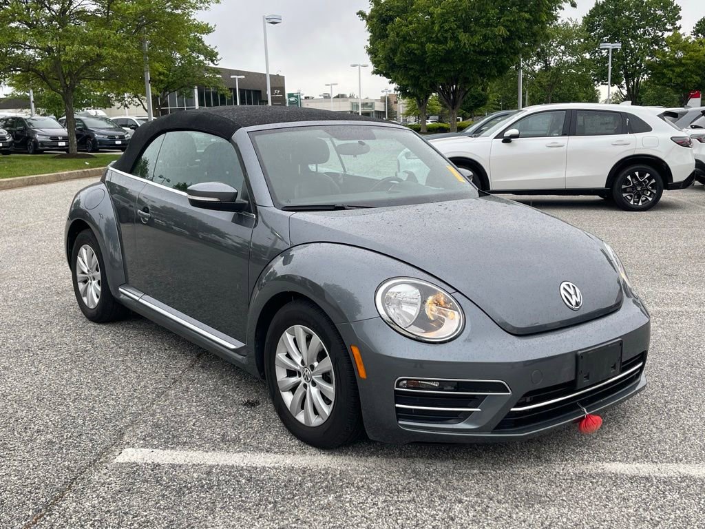 Used 2019 Volkswagen Beetle 2.0T S FWD image 3