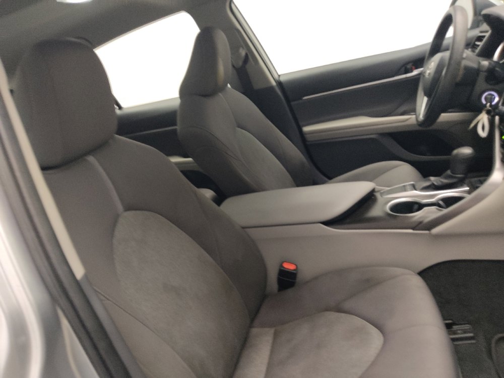 Used 2022 Toyota Camry LE FWD image 21