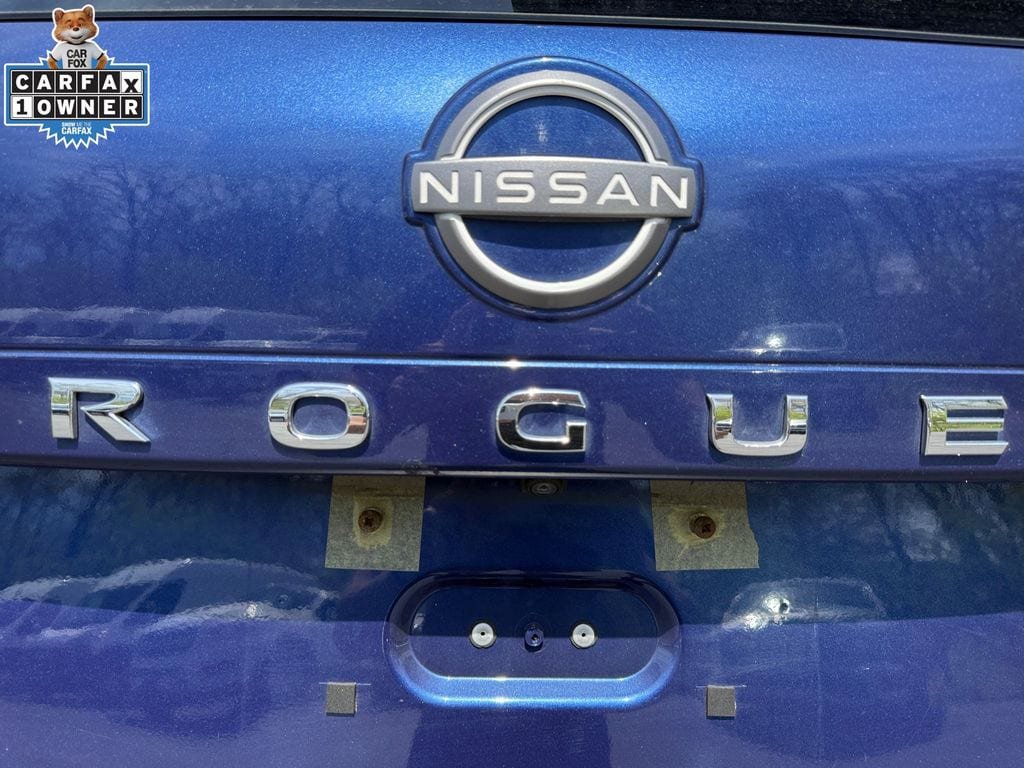 Used 2023 Nissan Rogue SV AWD/4WD image 17
