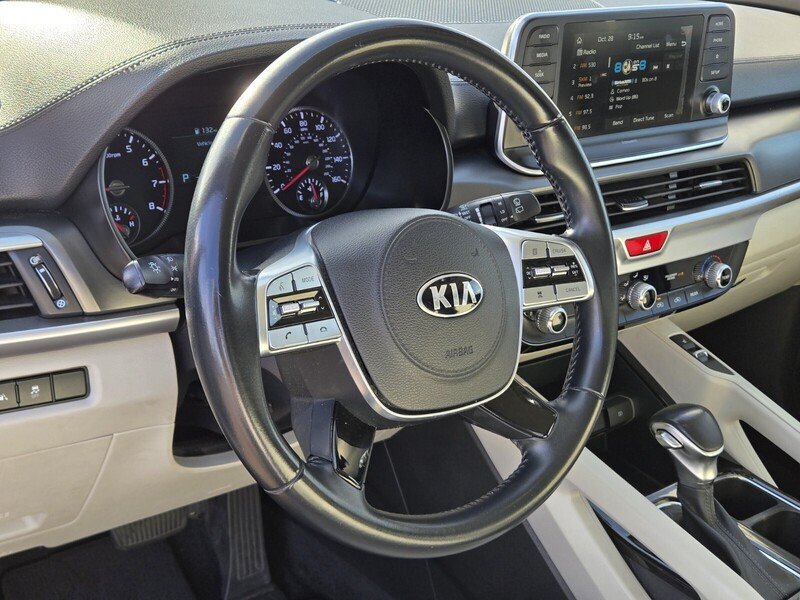 Used 2020 Kia Telluride S FWD image 19