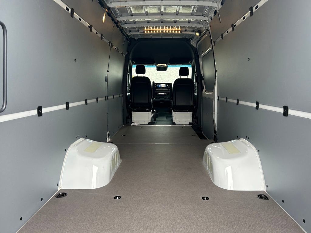 New 2026 Mercedes-Benz Sprinter 3500 image 21