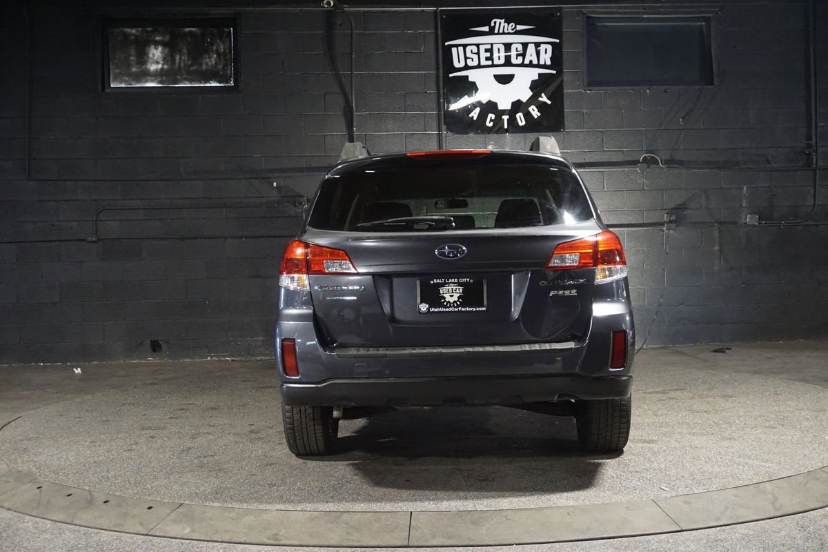 Used 2012 Subaru Outback 2.5i Premium w/ All-Weather Pkg image 4