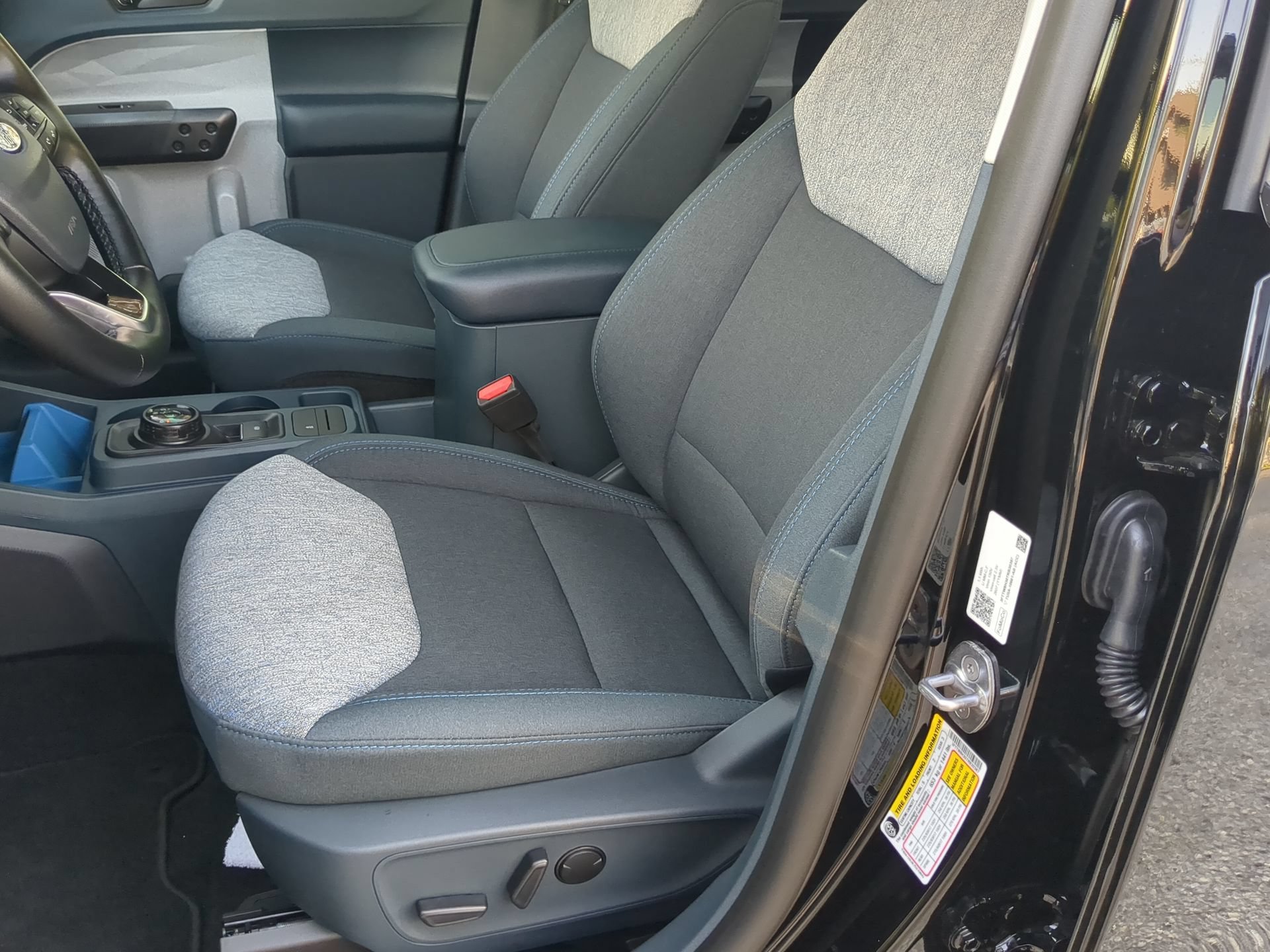 New 2026 Ford Maverick XLT w/ XLT Luxury Package FWD image 60