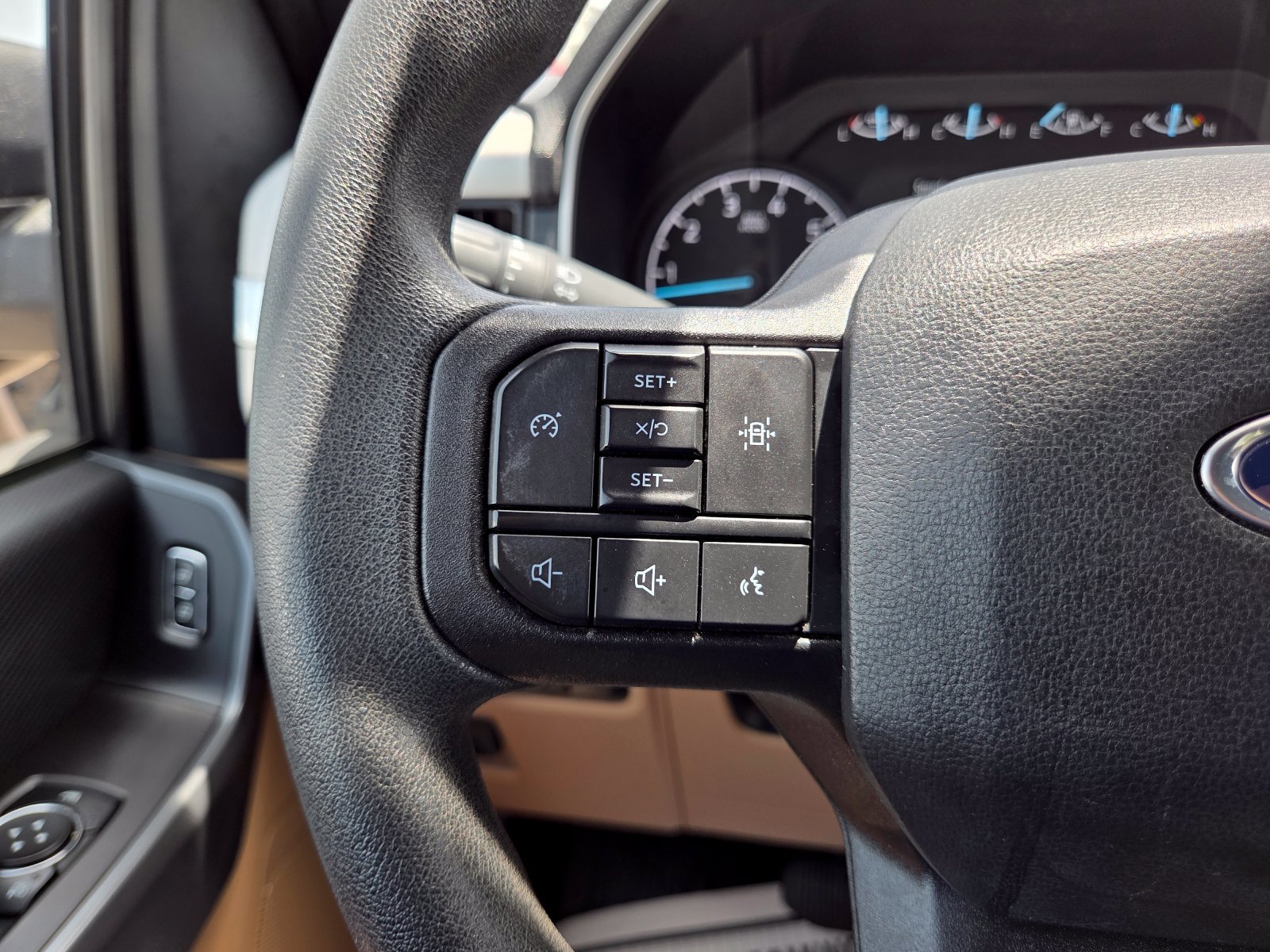 Used 2021 Ford F150 XLT AWD/4WD image 41