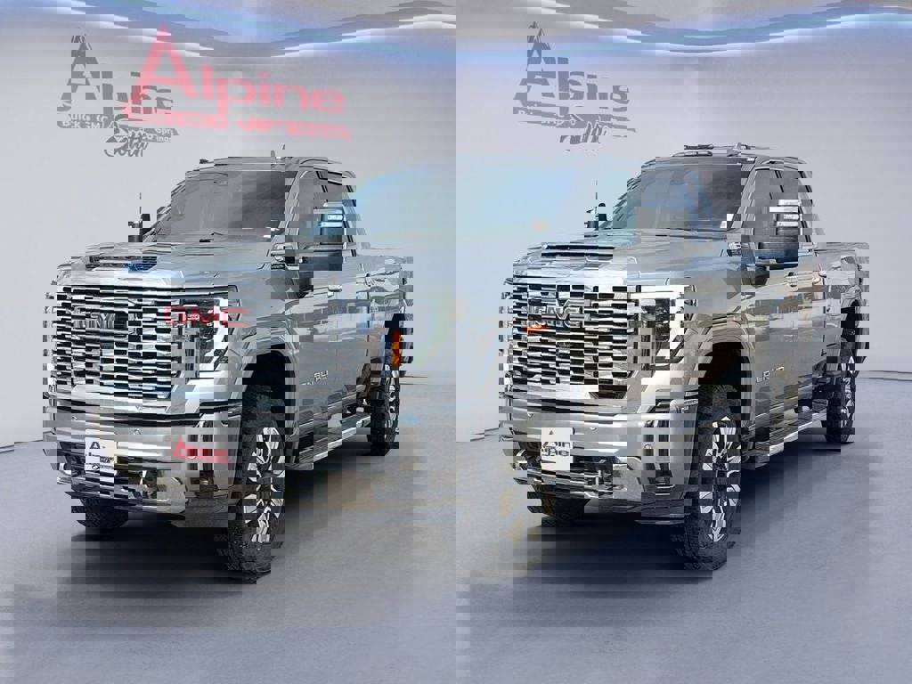 Used 2024 GMC Sierra 2500 Denali image 1