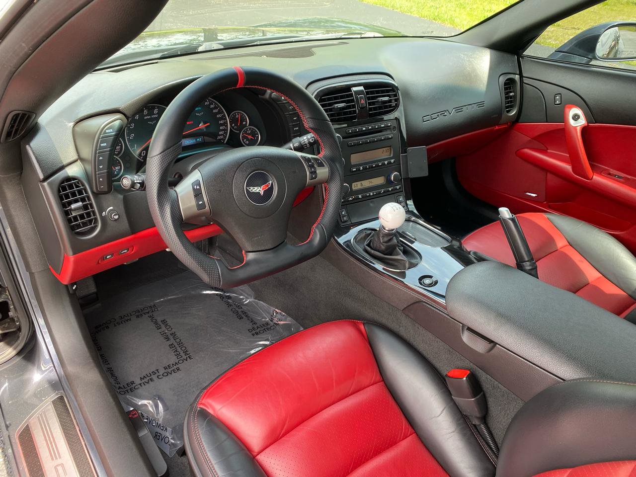 Used 2011 Chevrolet Corvette Grand Sport w/ Preferred Equipment Group RWD image 9