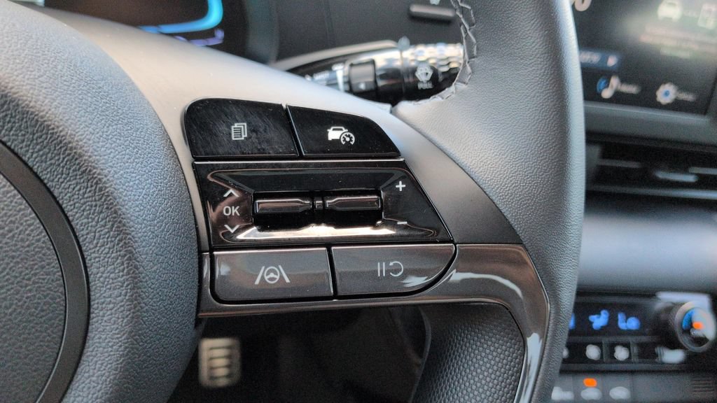 Certified 2026 Hyundai Elantra Sport FWD image 18