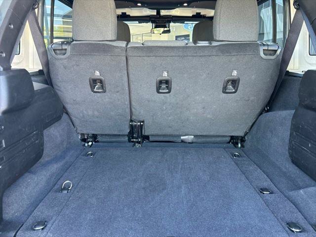 Certified 2025 Jeep Wrangler Unlimited Rubicon AWD/4WD image 31