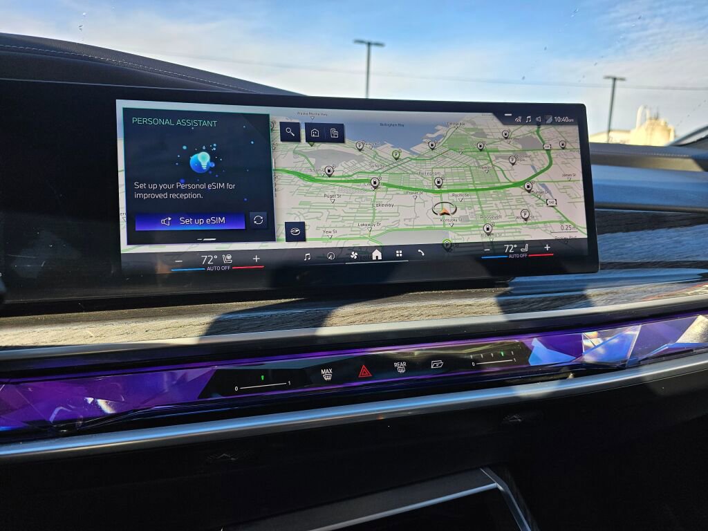 Used 2024 BMW 740i xDrive image 29