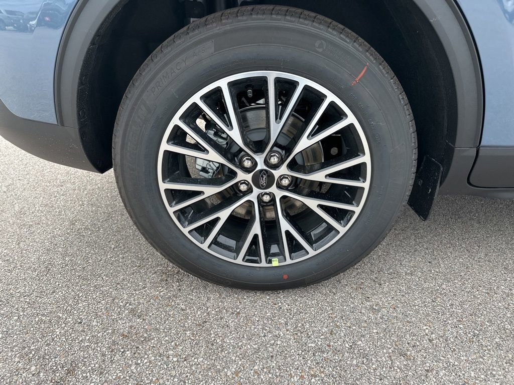 New 2026 Ford Escape SE image 39