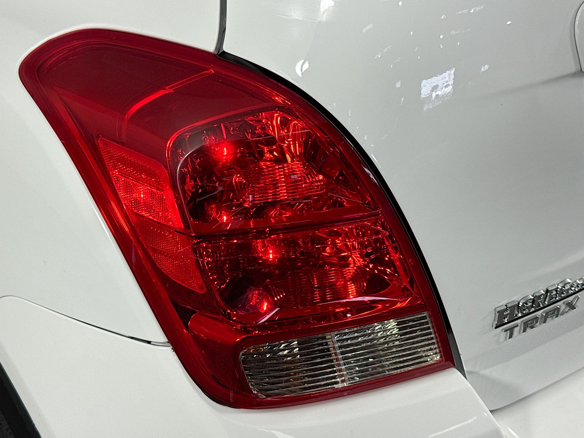 Used 2022 Chevrolet Trax LS w/ Tint and Cruise Package FWD image 33