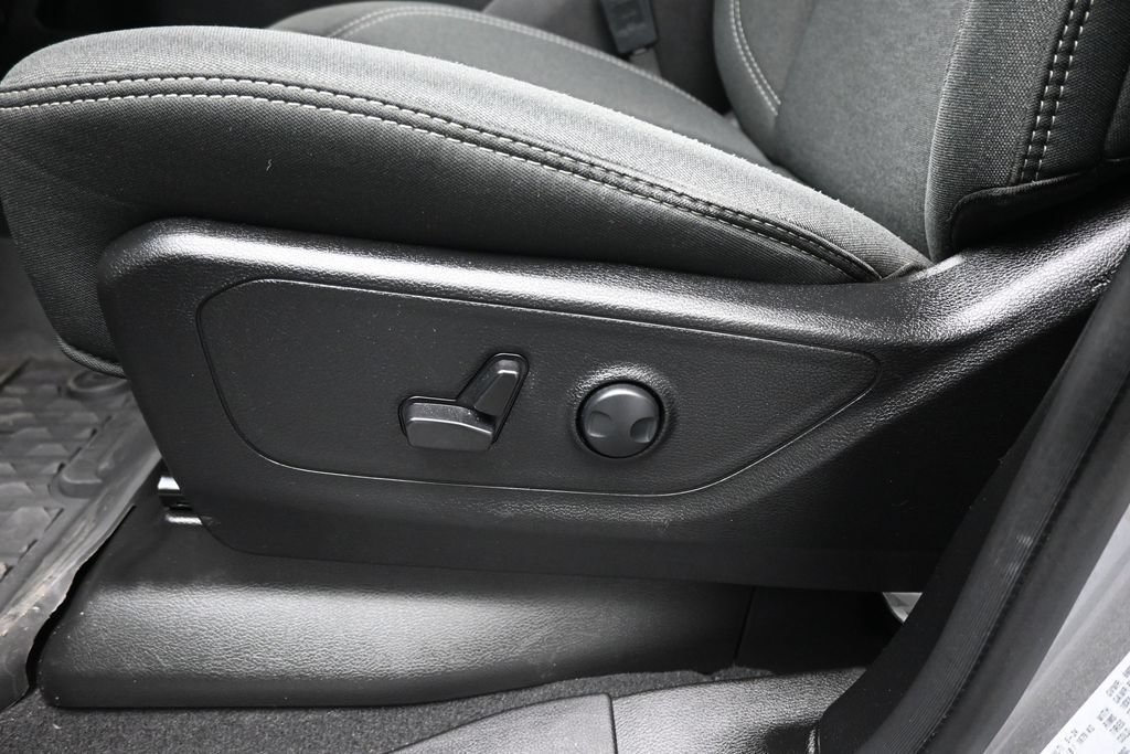 Used 2025 RAM 1500 Big Horn RWD image 11