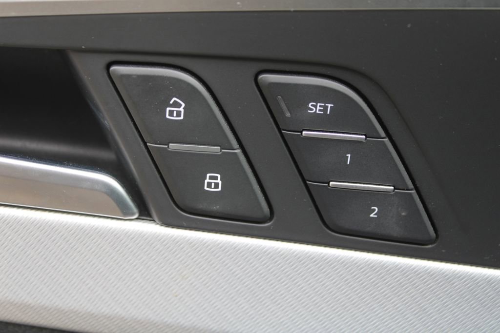 Used 2017 Audi A4 2.0T Premium w/ Audi MMI Navigation Plus image 21