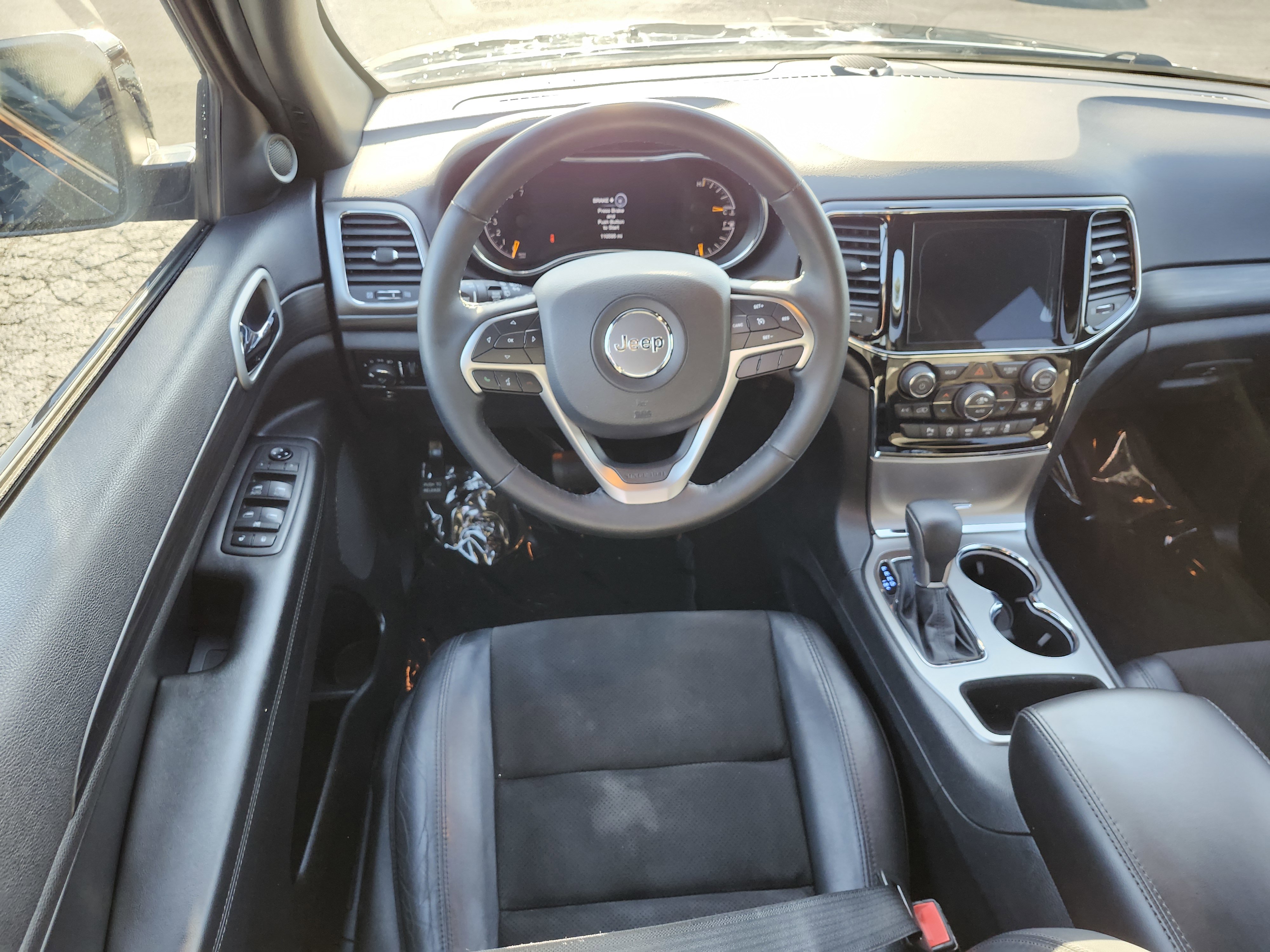 Used 2019 Jeep Grand Cherokee Altitude AWD/4WD image 28