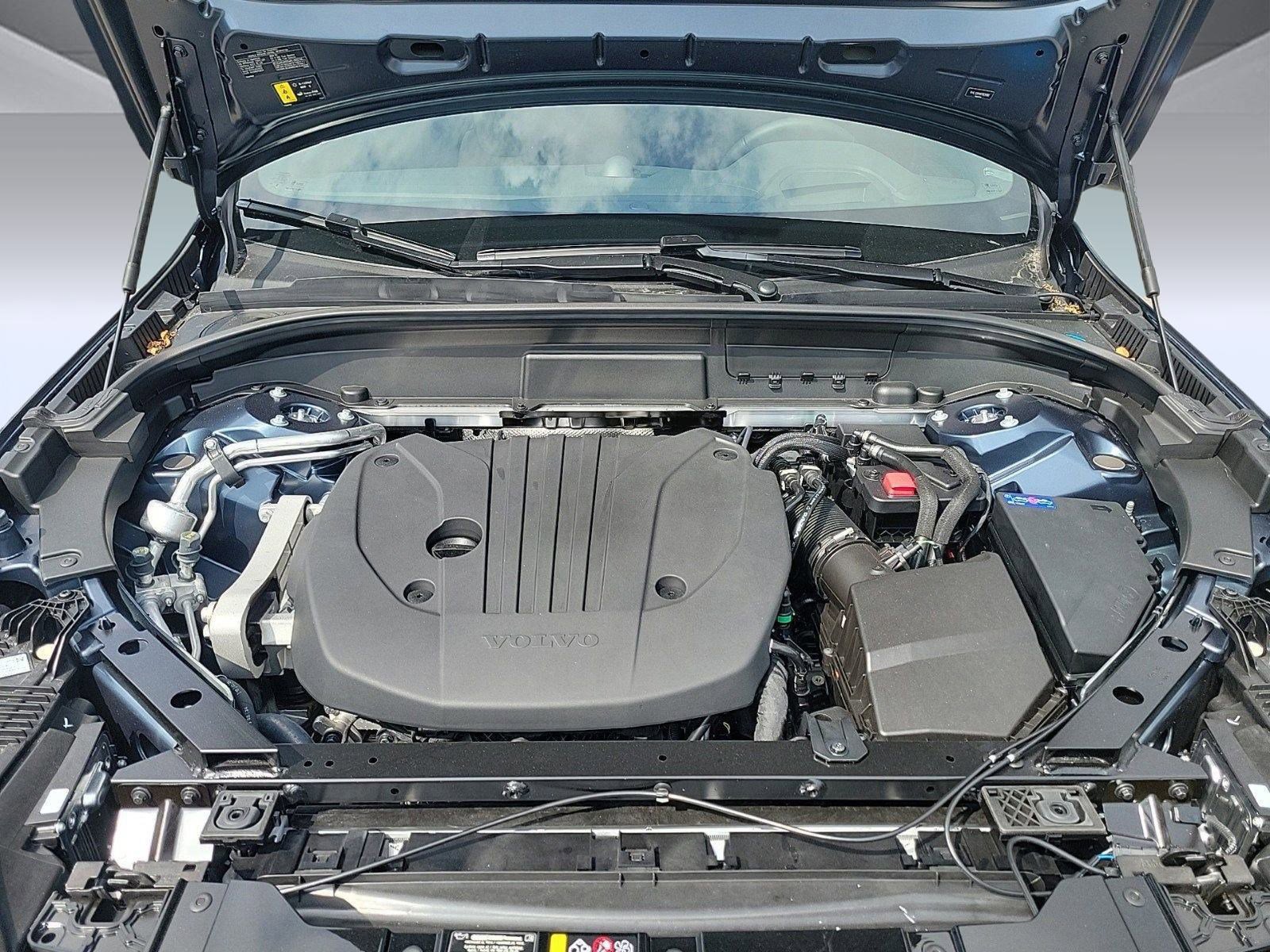 New 2024 Volvo XC60 B5 Ultimate image 36