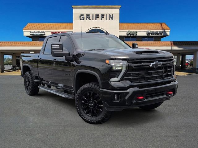 Used 2025 Chevrolet Silverado 2500 LTZ w/ LTZ Plus Package AWD/4WD image 1