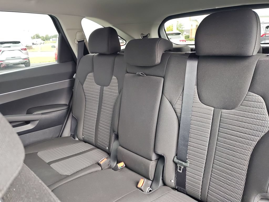 Used 2026 Kia Sorento LX FWD image 14