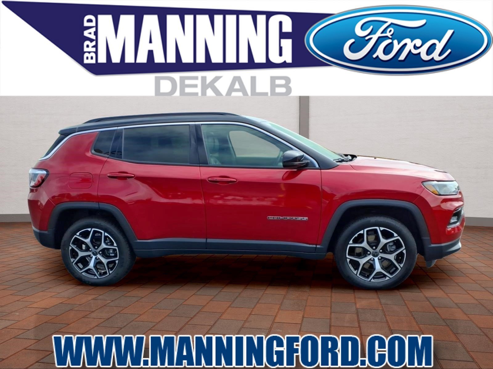 Used 2025 Jeep Compass Limited AWD/4WD image 1
