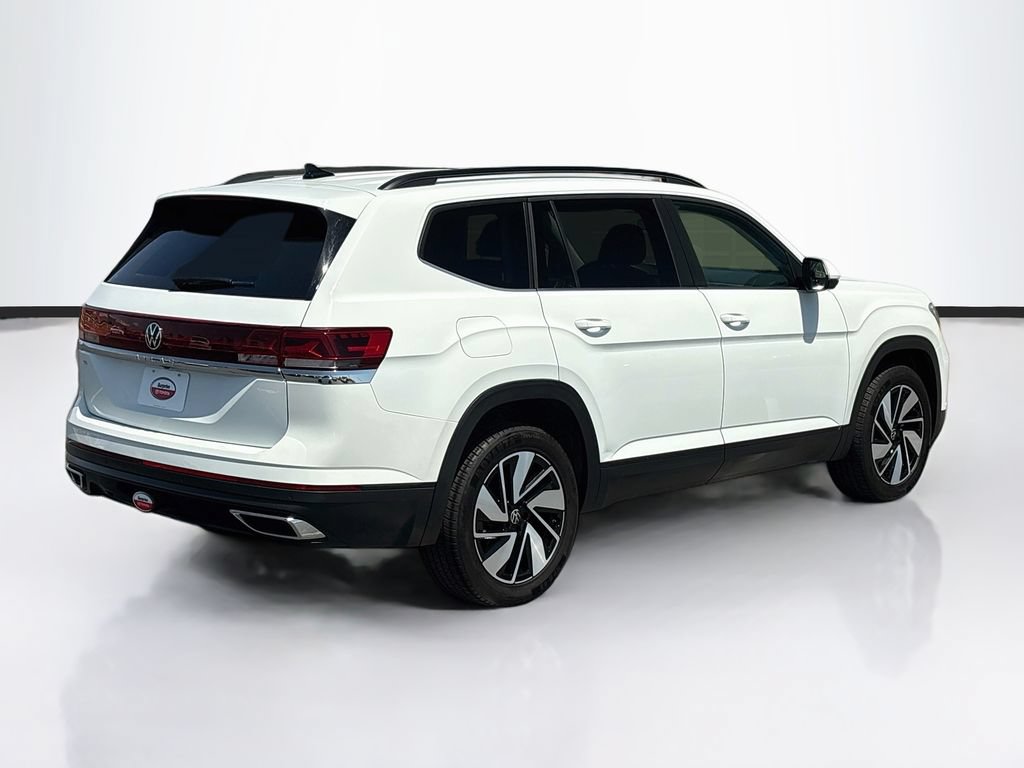 Used 2024 Volkswagen Atlas SE AWD/4WD image 5