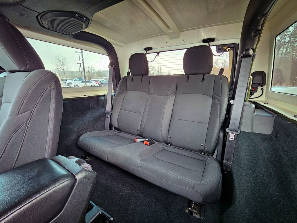 Certified 2022 Jeep Wrangler Willys image 23
