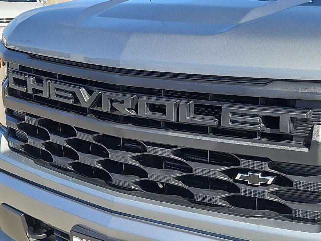 Used 2025 Chevrolet Silverado 1500 Custom RWD image 31